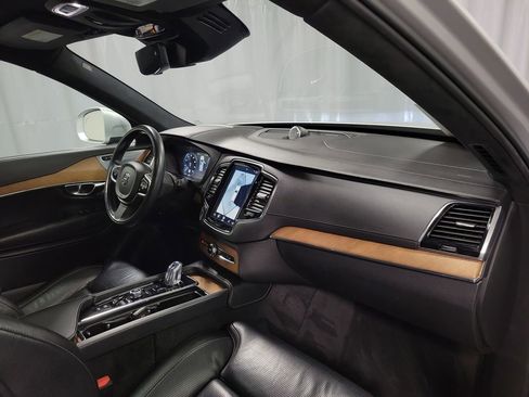 Used 2018 Volvo XC90 T8 Inscription w/ Luxury Package image 31