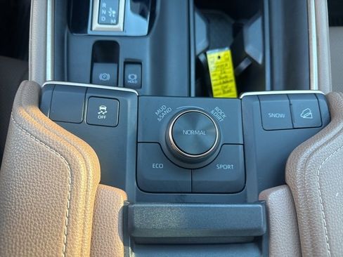 Used 2026 Toyota Grand Highlander AWD Hybrid image 31