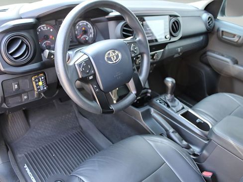 Used 2020 Toyota Tacoma SR w/ SX Package AWD/4WD image 8