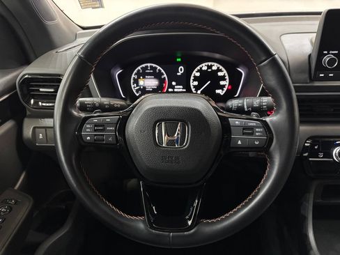 Certified 2025 Honda Pilot Sport image 15