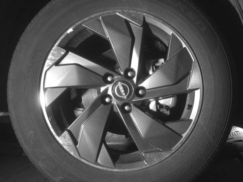 Used 2025 Nissan Rogue SV image 13