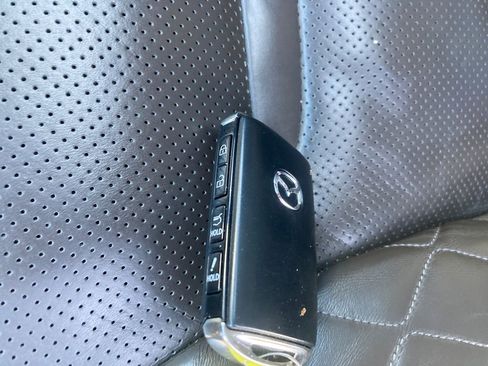 Used 2021 MAZDA CX-9 Signature image 32