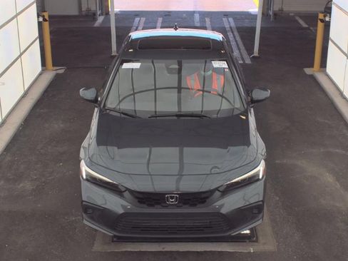 Used 2024 Honda Civic Sport Touring image 2