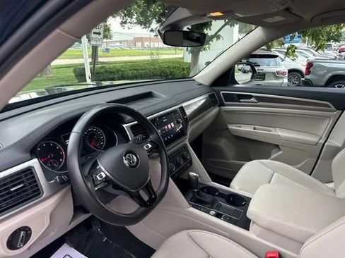 Used 2019 Volkswagen Atlas SE w/ Towing Package FWD image 17