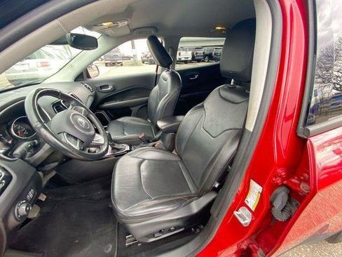 Used 2019 Jeep Compass Limited AWD/4WD image 15
