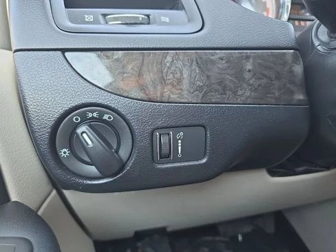 Used 2016 Dodge Grand Caravan SE w/ Quick Order Package 29E SE FWD image 20