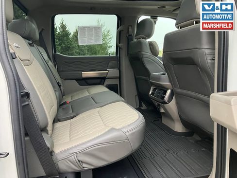 Used 2025 Ford F250 Platinum w/ Platinum Plus Package AWD/4WD image 31