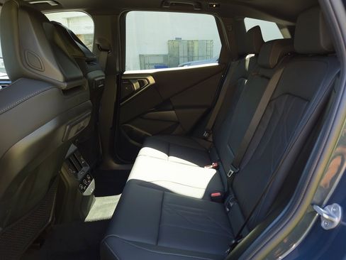 New 2026 BMW X3 xDrive30 w/ Premium Package image 17