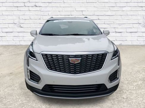 Certified 2024 Cadillac XT5 Premium Luxury w/ Technology Package FWD image 6