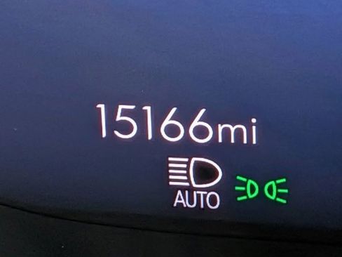 Certified 2025 Buick Enclave Sport Touring image 23