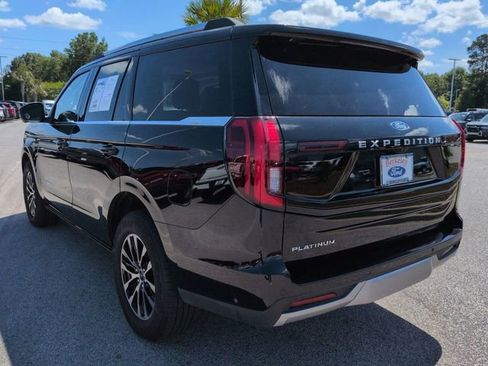 Used 2025 Ford Expedition Platinum AWD/4WD image 6