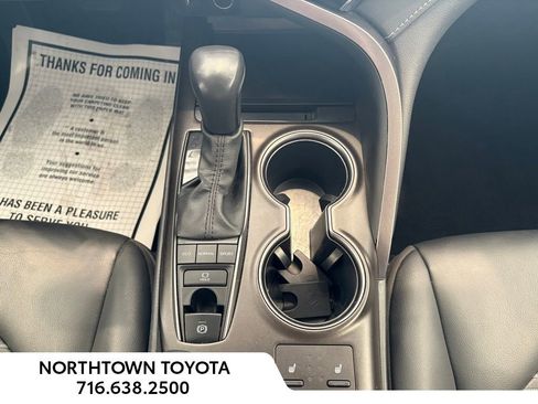 Used 2024 Toyota Camry SE image 25