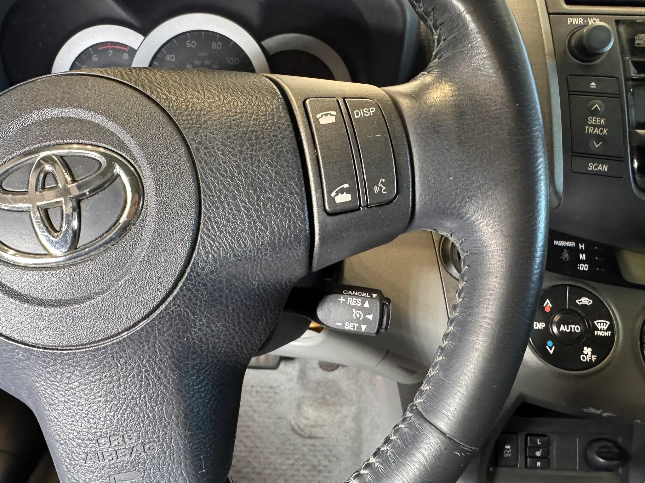 Used 2010 Toyota RAV4 Limited FWD image 47