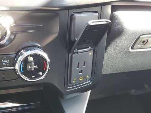 New 2026 Ford F350 Lariat w/ Black Appearance Package image 22