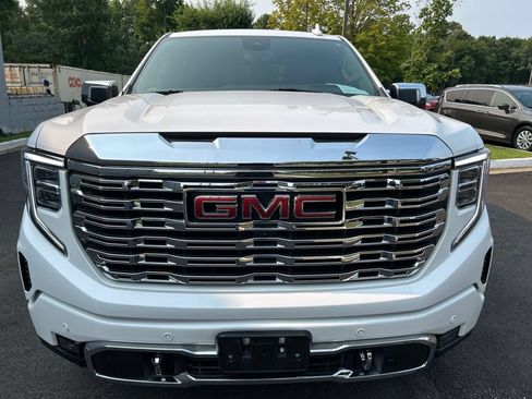 Used 2023 GMC Sierra 1500 Denali w/ Denali Reserve Package AWD/4WD image 15
