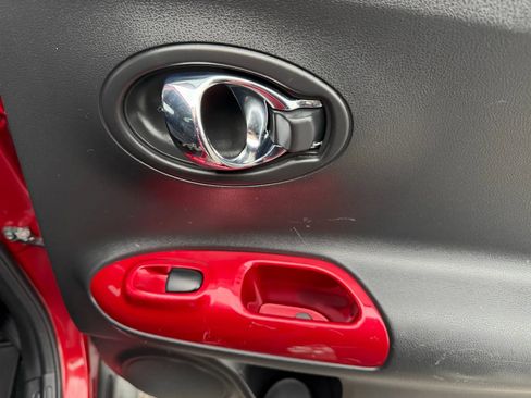 Used 2015 Nissan Juke SL image 33