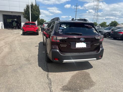 Certified 2024 Subaru Outback Limited AWD/4WD image 8