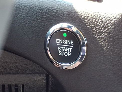 Used 2024 Ford Edge SE AWD/4WD image 20