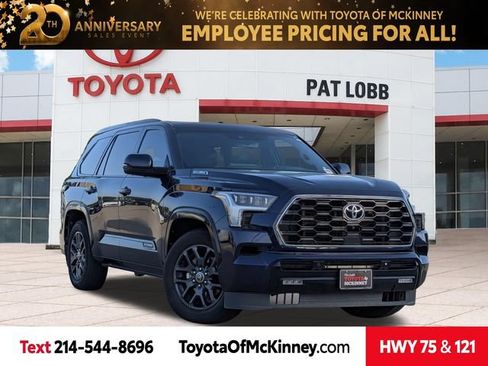 Used 2023 Toyota Sequoia Platinum AWD/4WD image 1