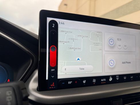 Used 2023 Ford Escape Active w/ Tech Pack #2 image 25