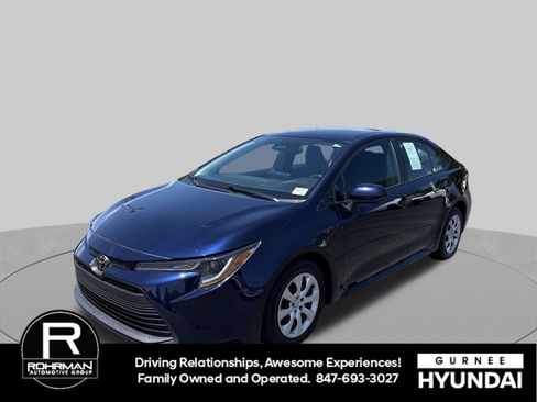 Used 2024 Toyota Corolla LE FWD image 4