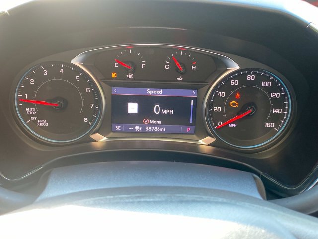Used 2022 Chevrolet Equinox RS w/ Infotainment Package FWD image 17