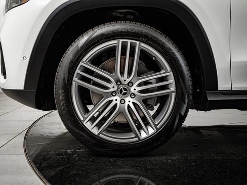New 2026 Mercedes-Benz GLS 450 4MATIC image 13