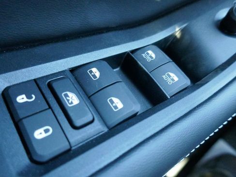 New 2026 Jeep Grand Cherokee Altitude AWD/4WD image 16