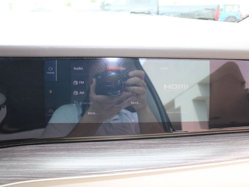Certified 2023 Jeep Wagoneer Series II w/ Convenience Group I AWD/4WD image 28