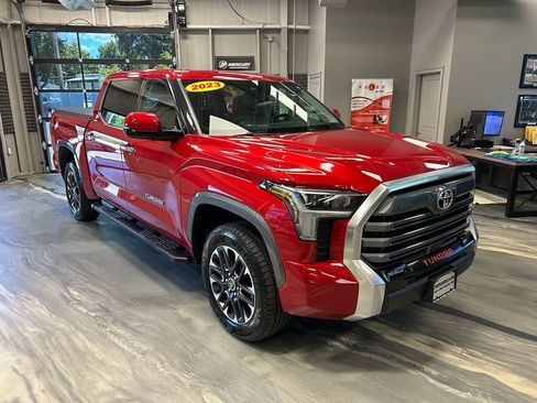 Used 2023 Toyota Tundra Limited AWD/4WD image 1