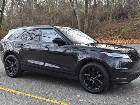 Used 2024 Land Rover Range Rover Velar S image 11