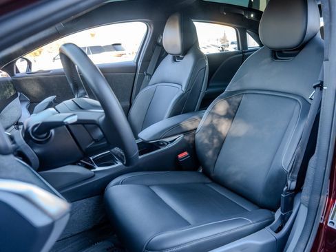 Used 2024 Lucid Air Touring image 18