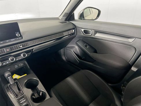Used 2024 Honda Civic Sport image 23