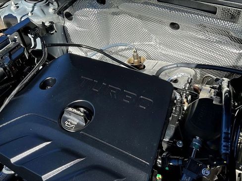 Used 2025 Chevrolet TrailBlazer LT image 32