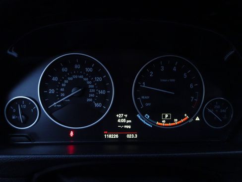 Used 2014 BMW 320i xDrive Sedan image 23