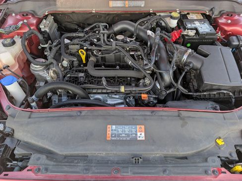 Used 2019 Ford Fusion SE FWD image 4