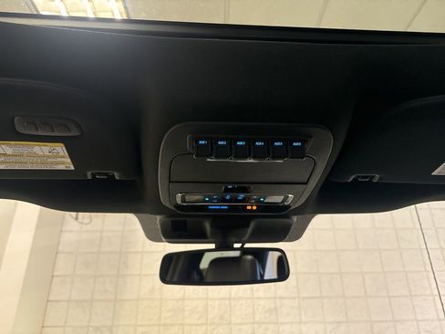 Used 2024 Ford F250 Platinum AWD/4WD image 45