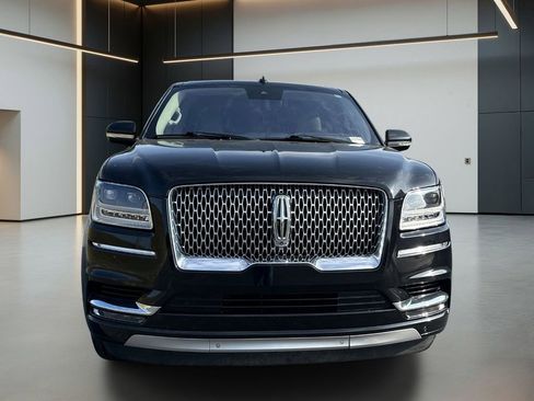 Used 2019 Lincoln Navigator Reserve AWD/4WD image 8