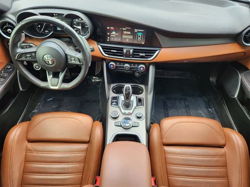 Used 2020 Alfa Romeo Giulia Ti Sport w/ Quick Order Package 22U Sport image 4