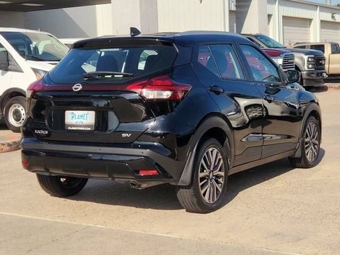 Used 2023 Nissan Kicks SV FWD image 5