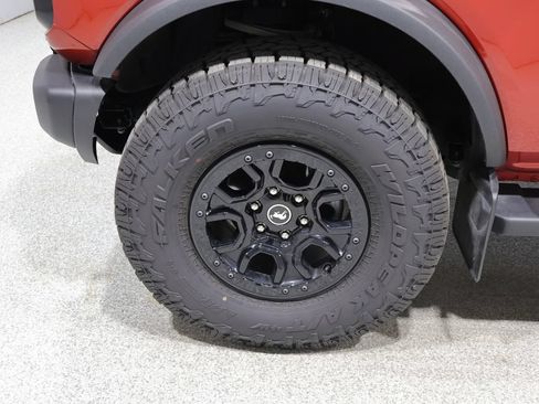 Used 2023 Ford Bronco Wildtrak AWD/4WD image 8