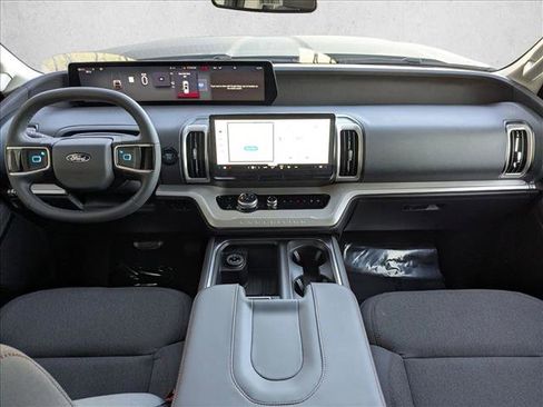 New 2025 Ford Expedition Max Active image 13