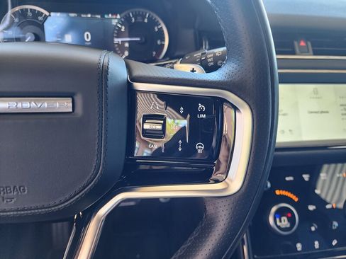 Used 2023 Land Rover Range Rover Evoque R-Dynamic S image 29