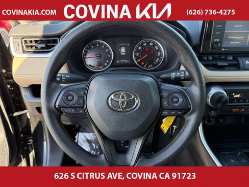 Used 2022 Toyota RAV4 LE image 16
