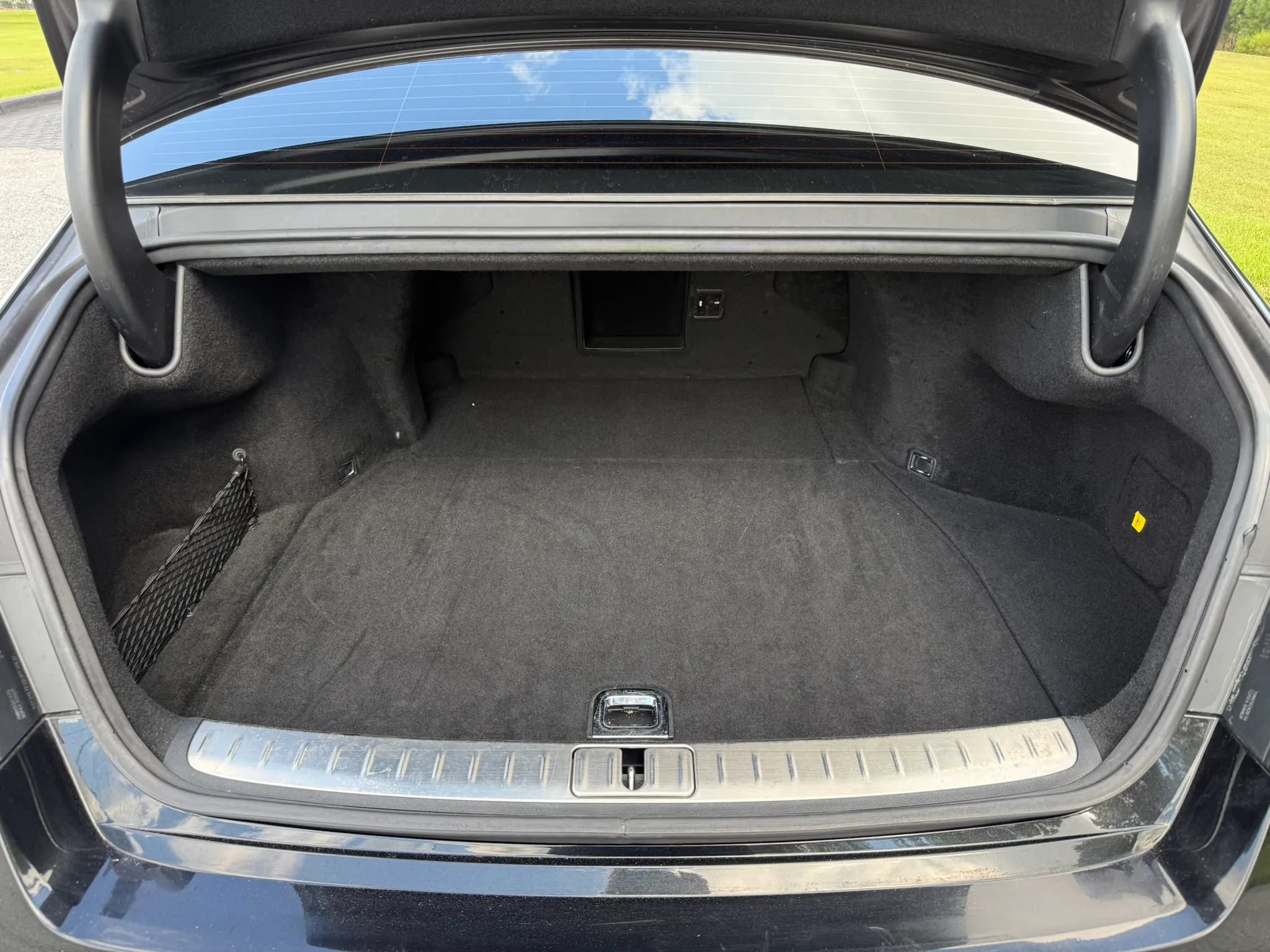 Used 2023 Genesis G90 3.5T AWD/4WD image 14
