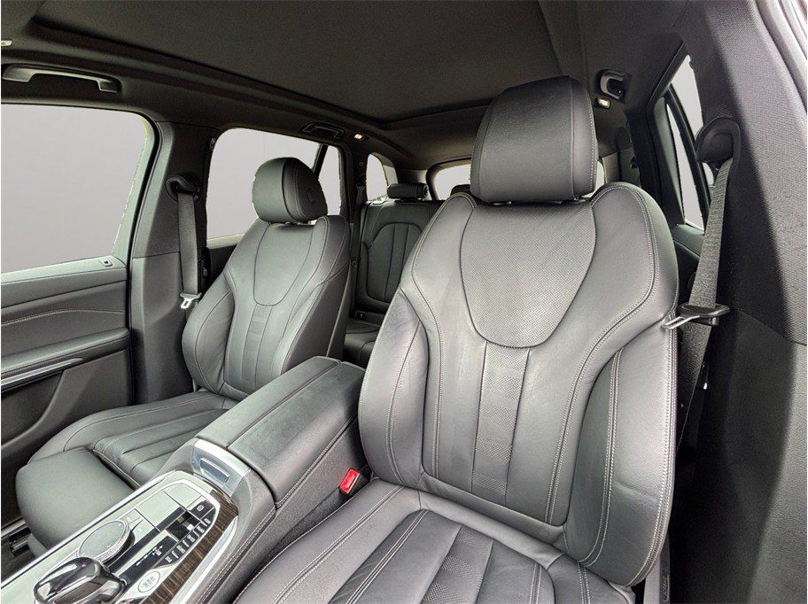 Used 2021 BMW X5 sDrive40i w/ Convenience Package RWD image 21