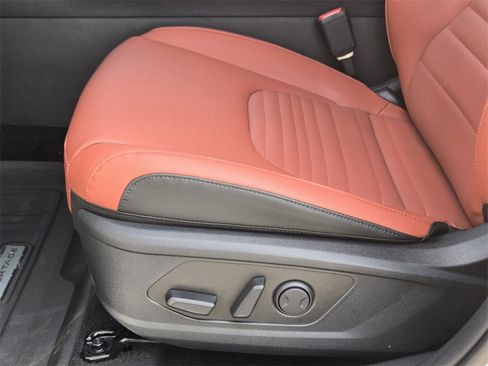 New 2026 Kia Sportage SX image 17