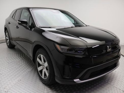 Used 2024 Honda Prologue EX image 6
