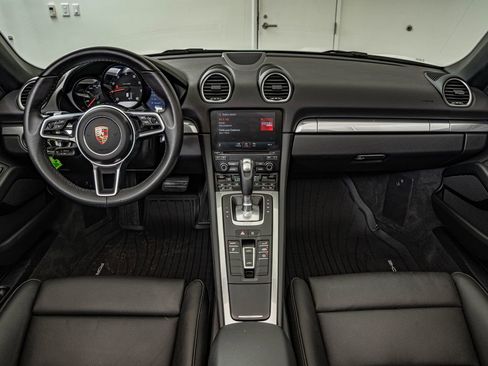 Certified 2019 Porsche 718 Boxster image 6