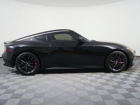 Used 2024 Nissan Z Performance w/ Floor Mat Package RWD image 3